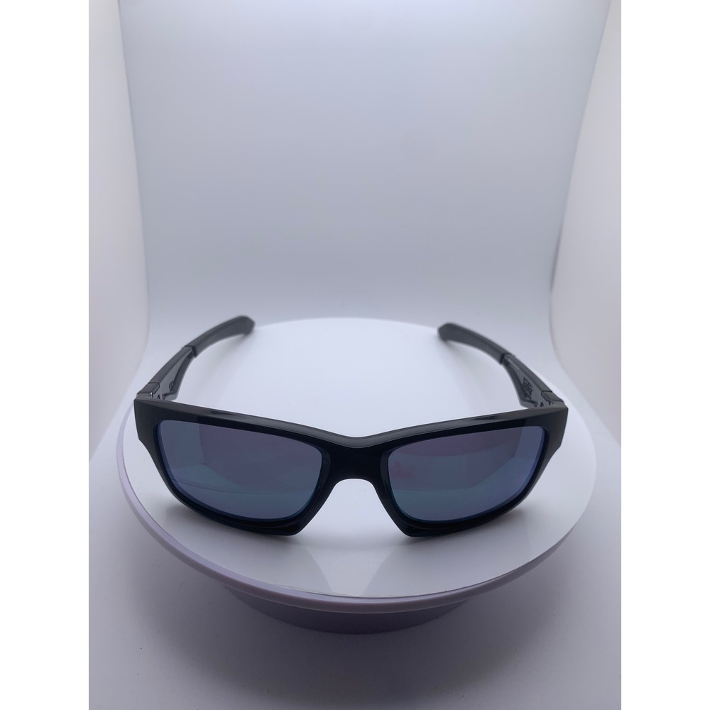 Oakley Jupiter Squared Sunglasses Polished Black Jade Iridium OO9135-05 56mm